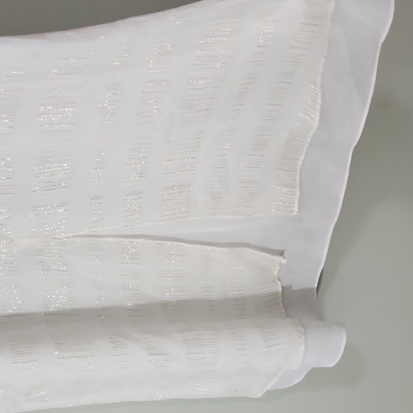 White House Black Market Blouse - Picture 6 of 6